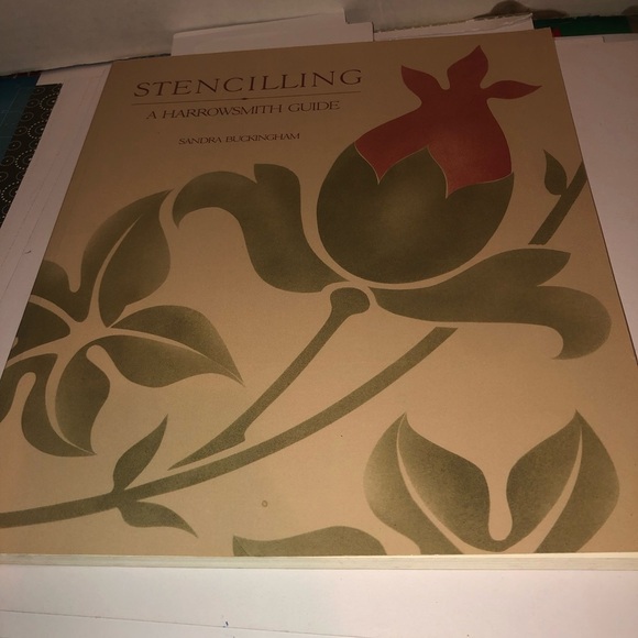 Stencilling: A Harrowsmith Guide By Sandra Buckingham - book is like new - Picture 9 of 9